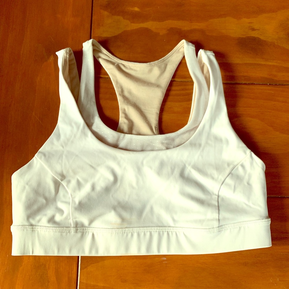 Lululemon White Sports Bra - EUC- 10